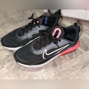 Nike Air Max 2090 Big kids size 5Y